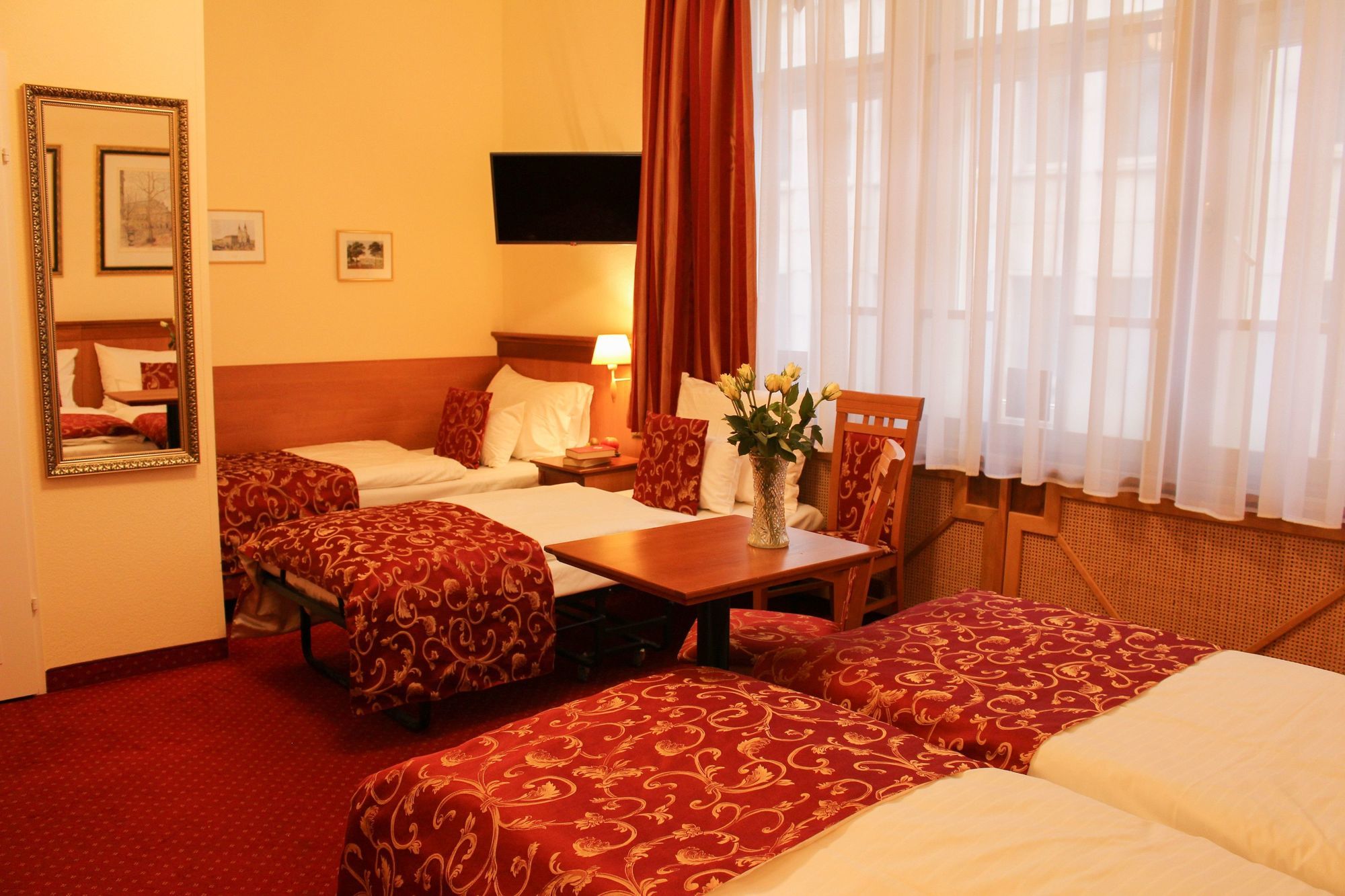 ซิตี้ เพนชั่น ชเตฟานชพลัทซ์ Hotel เวียนนา ภายนอก รูปภาพ